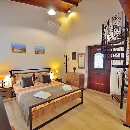 Plokamos House Villa Plokamianá Buitenkant foto