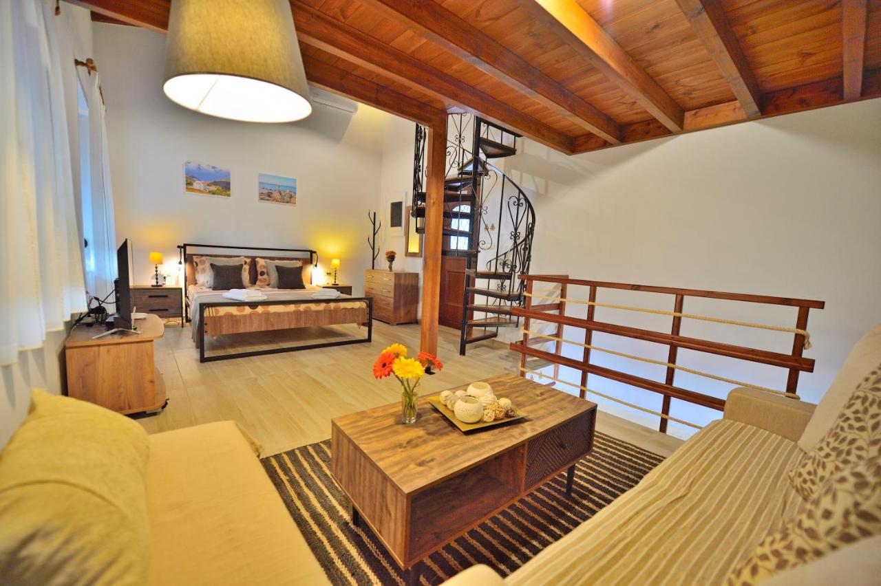 Plokamos House Villa Plokamianá Buitenkant foto