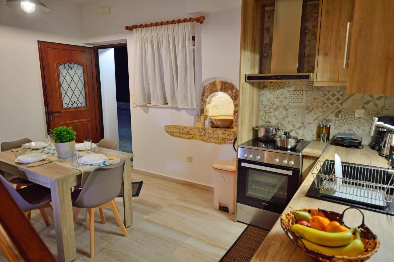 Plokamos House Villa Plokamianá Buitenkant foto