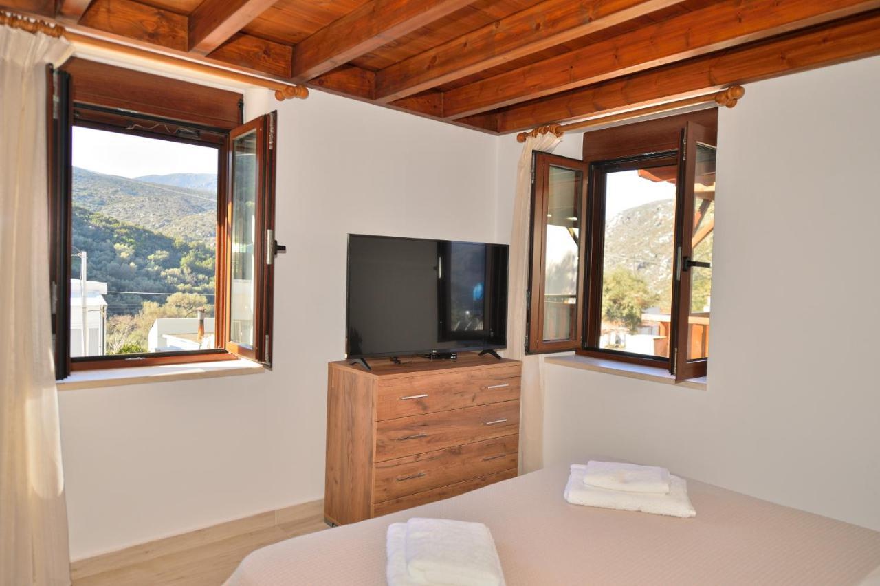 Plokamos House Villa Plokamianá Buitenkant foto