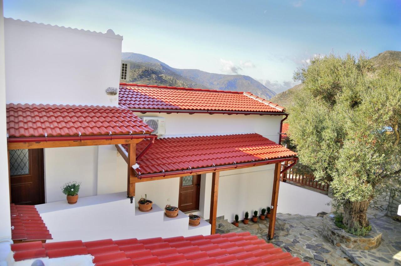 Plokamos House Villa Plokamianá Buitenkant foto