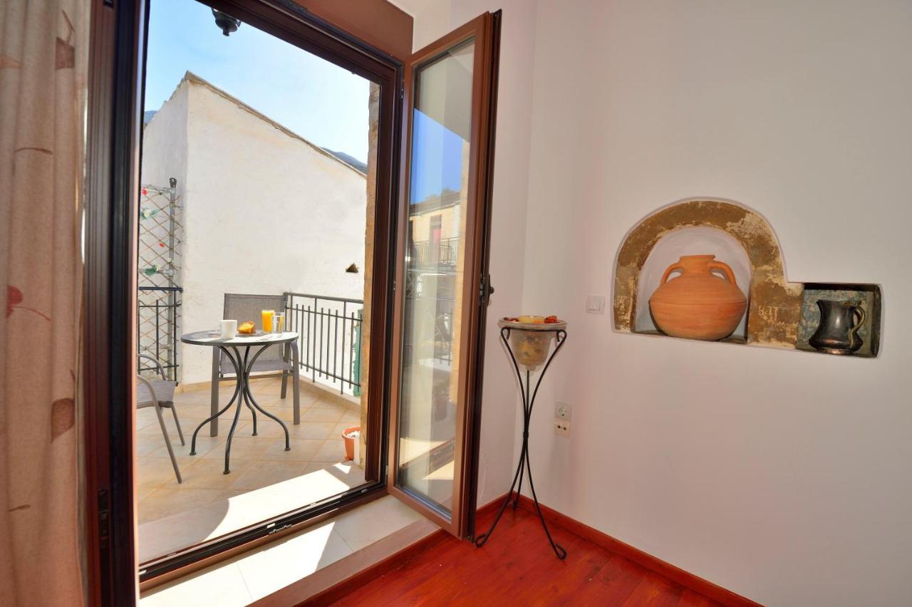 Plokamos House Villa Plokamianá Buitenkant foto